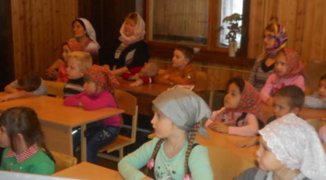 Экскурсия дошкольников в храм п. Радовицкий