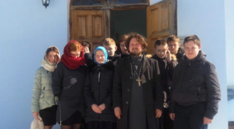 Экскурсия в Скорбященский храм г. Рошаль учащихся школы №2