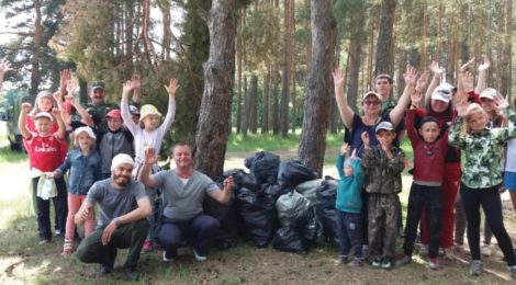 Уборка берегов оз. Святое