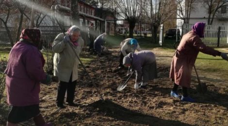 Уборка территории храма в пос. Радовицкий