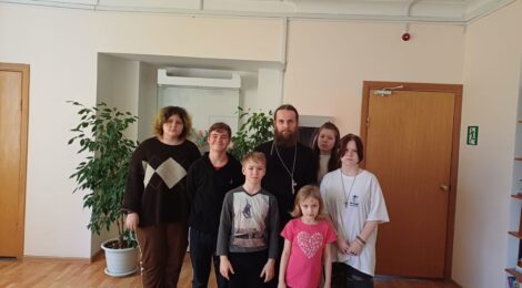 Онлайн встреча детей с клириком Никольского храма г. Шатура священником Артемием Ищенко